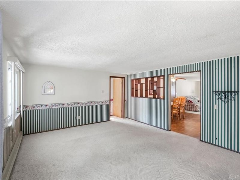 2177 Renshaw Avenue, Miami Township, OH 45439 Photo 3