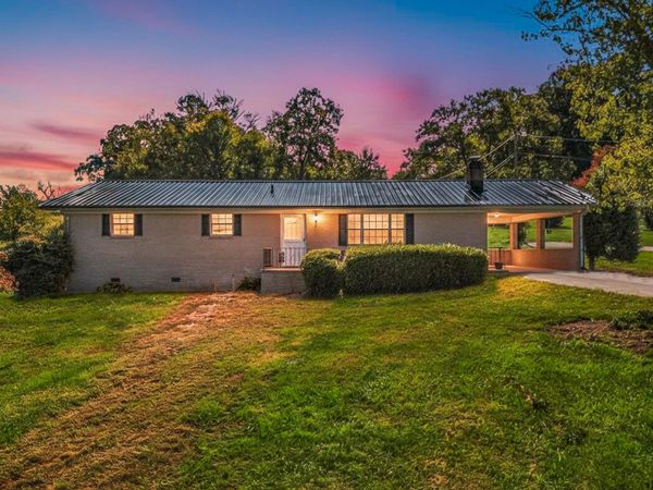 583 Silver City Road, Whitesburg, TN 37891