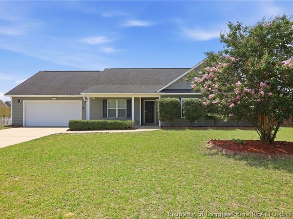 2105 Saint Nicholas Drive , Hope Mills, NC 28348