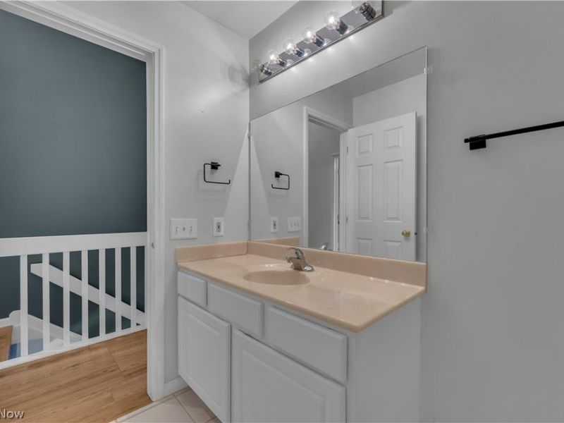 4215 Jennings Ridge Drive, Cleveland, OH 44109 Photo 19
