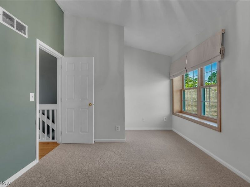 4215 Jennings Ridge Drive, Cleveland, OH 44109 Photo 21