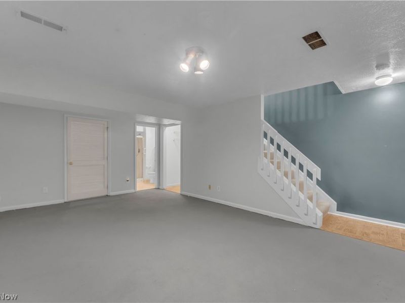 4215 Jennings Ridge Drive, Cleveland, OH 44109 Photo 22