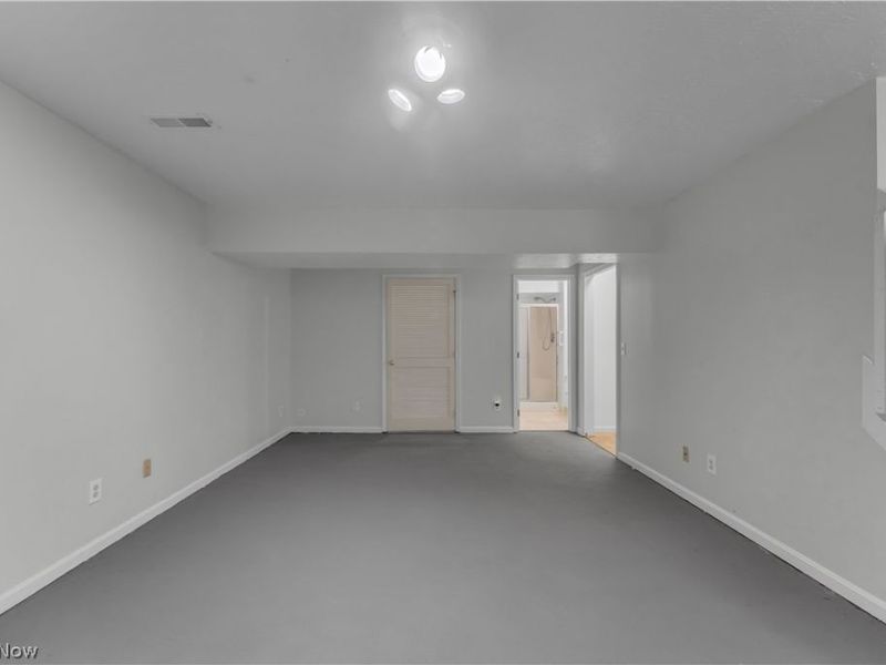 4215 Jennings Ridge Drive, Cleveland, OH 44109 Photo 23