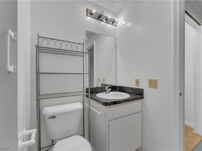 4215 Jennings Ridge Drive, Cleveland, OH 44109 Photo 26