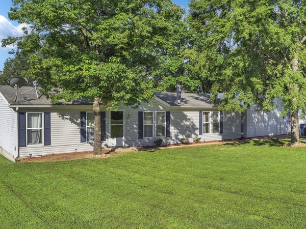 165 Clear Top Lane, Lampe, MO 65681