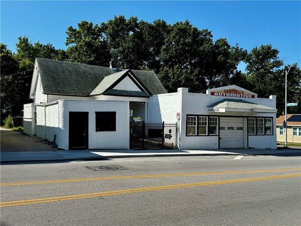 517 W 75th Street, Kansas City, MO 64114