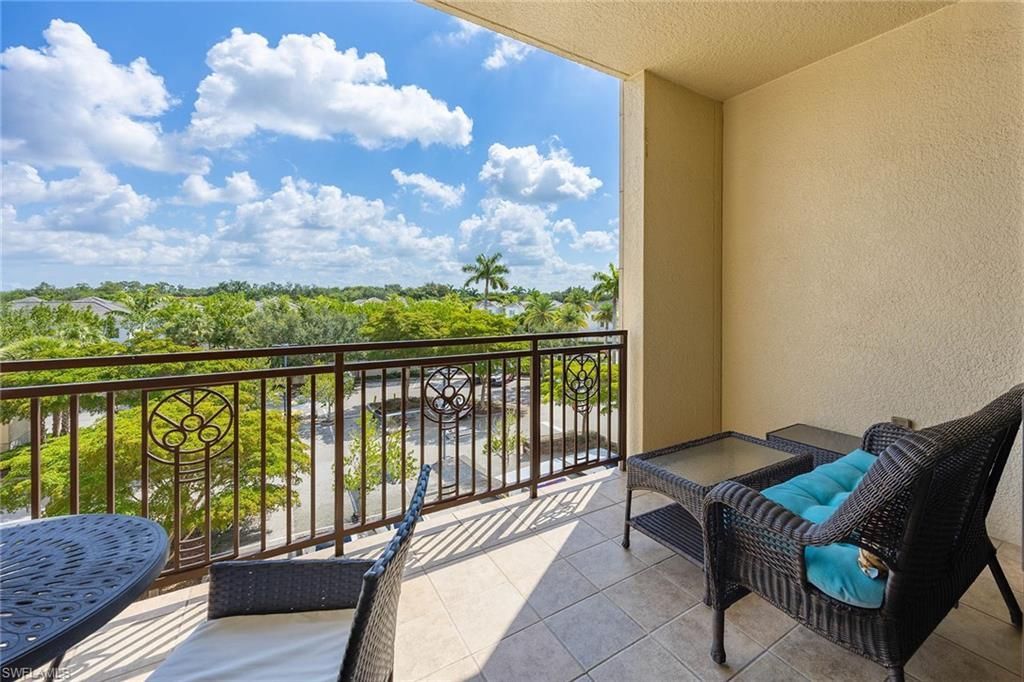 9123 Strada Pl, Unit 7307, Naples, FL 34108 Photo