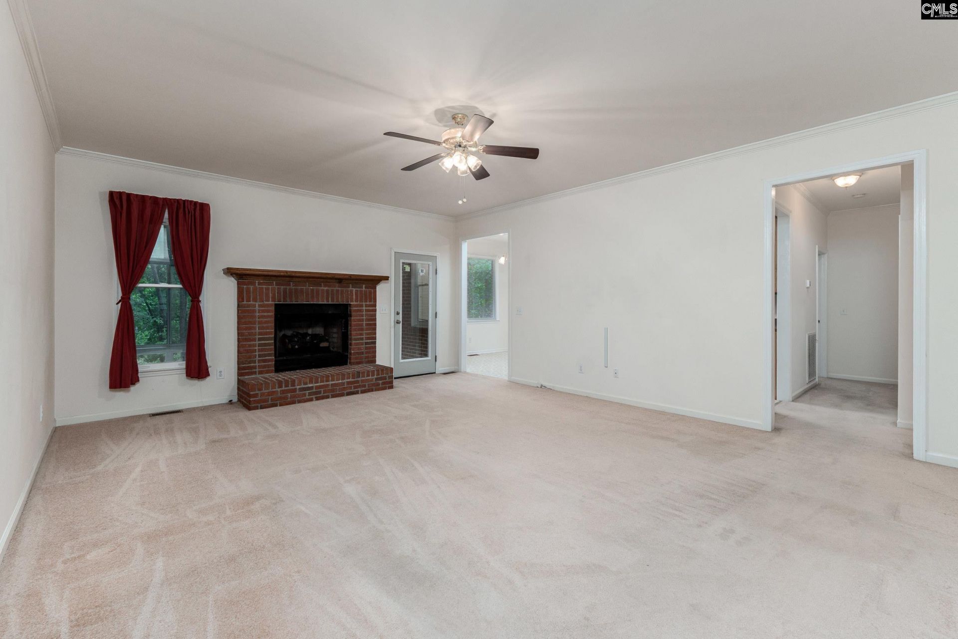 204 Ashley Oaks Drive Photo 9
