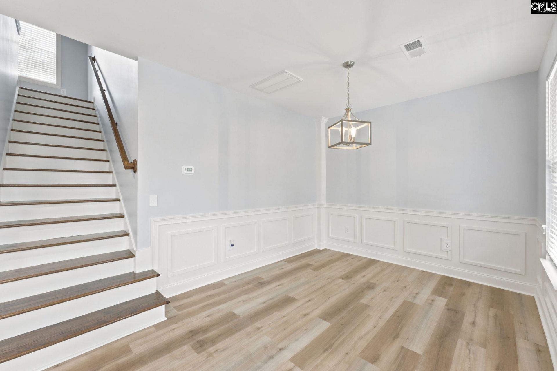 310 Park Lane  Photo 11