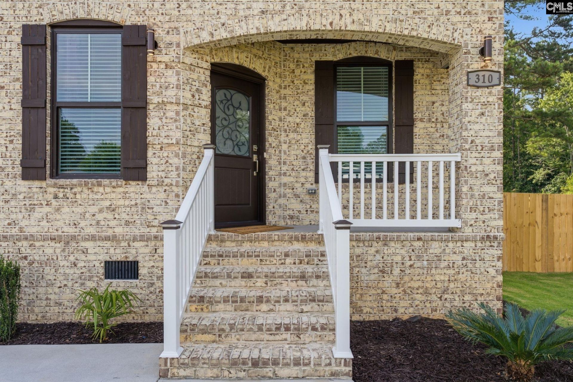 310 Park Lane  Photo 5