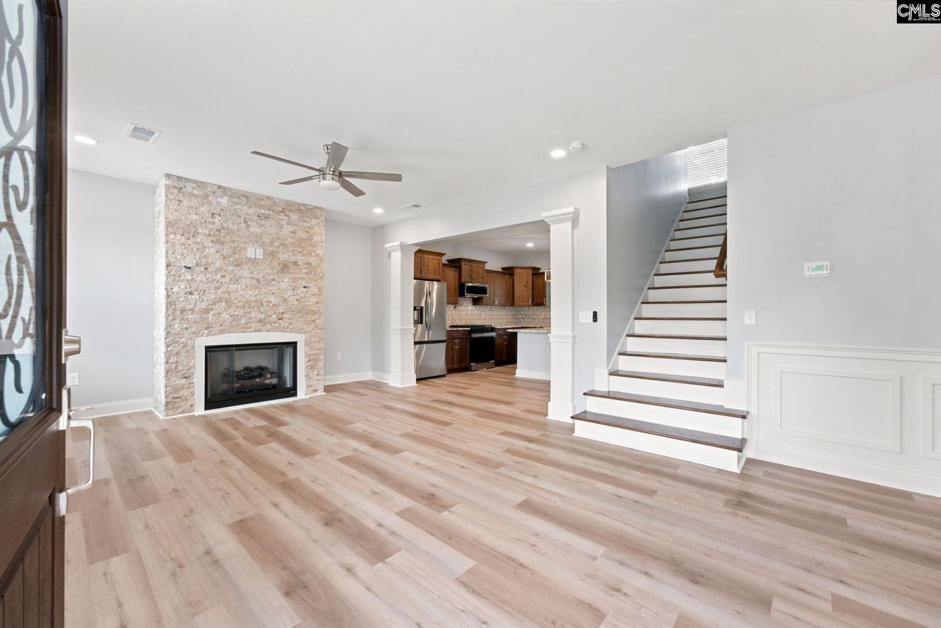 310 Park Lane  Photo 6