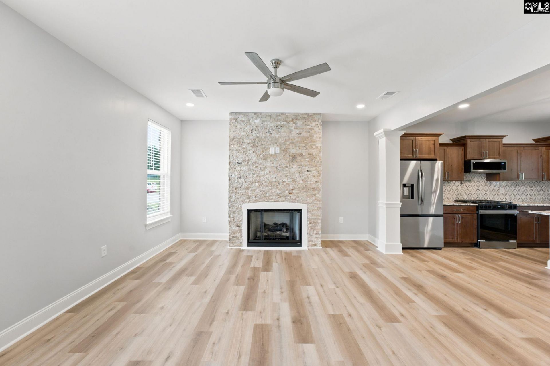 310 Park Lane  Photo 7