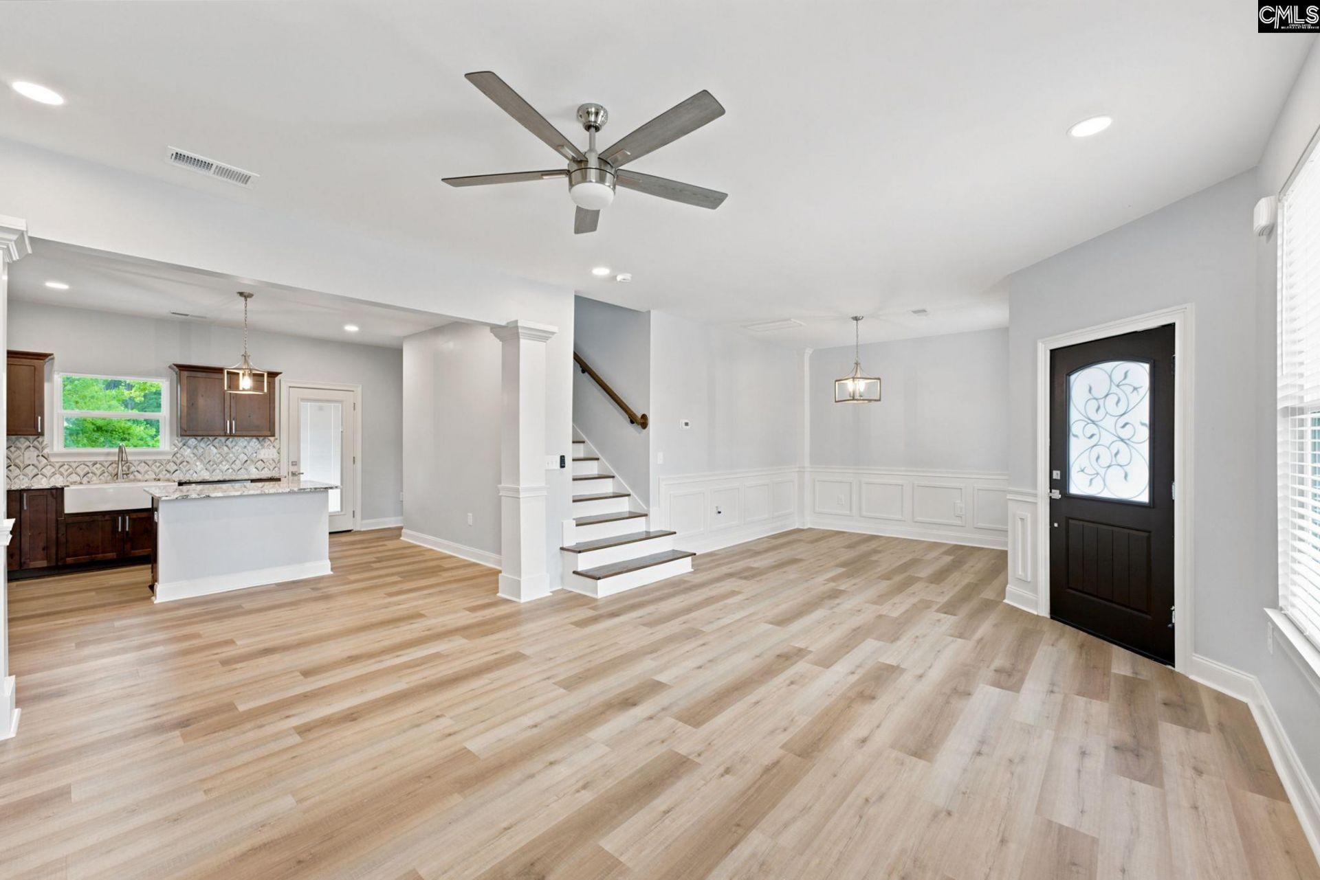 310 Park Lane  Photo 9