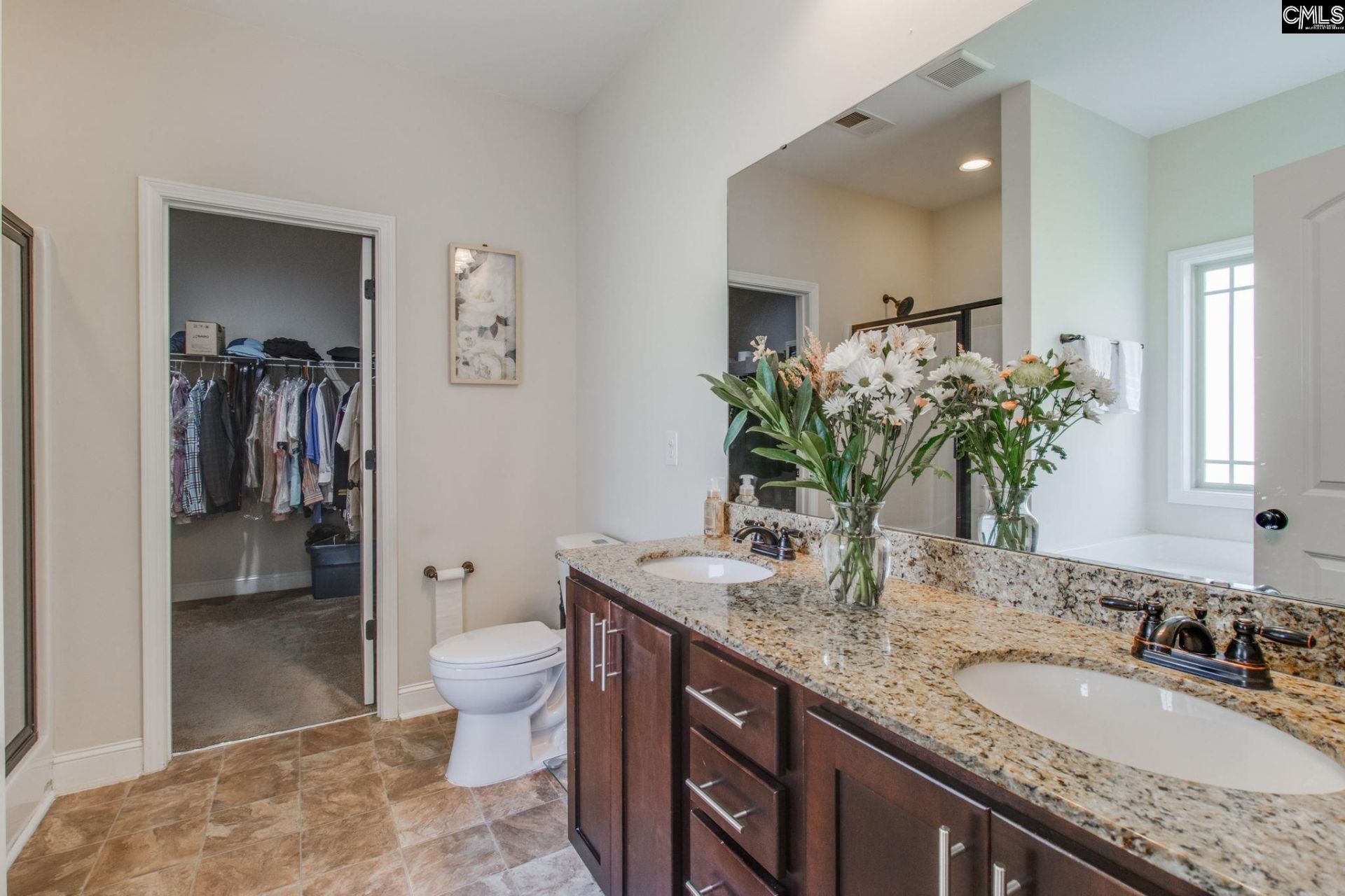 353 Glen Dornoch Way  Photo 11