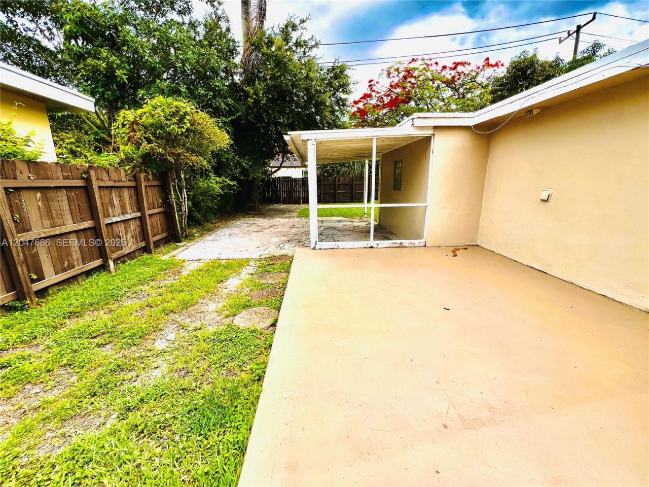 410 Pinecrest Dr , Unit 1, Miami Springs, FL 33166 Photo
