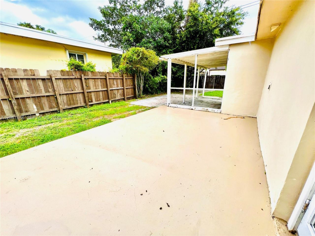 410 Pinecrest Dr , Unit 1, Miami Springs, FL 33166 Photo