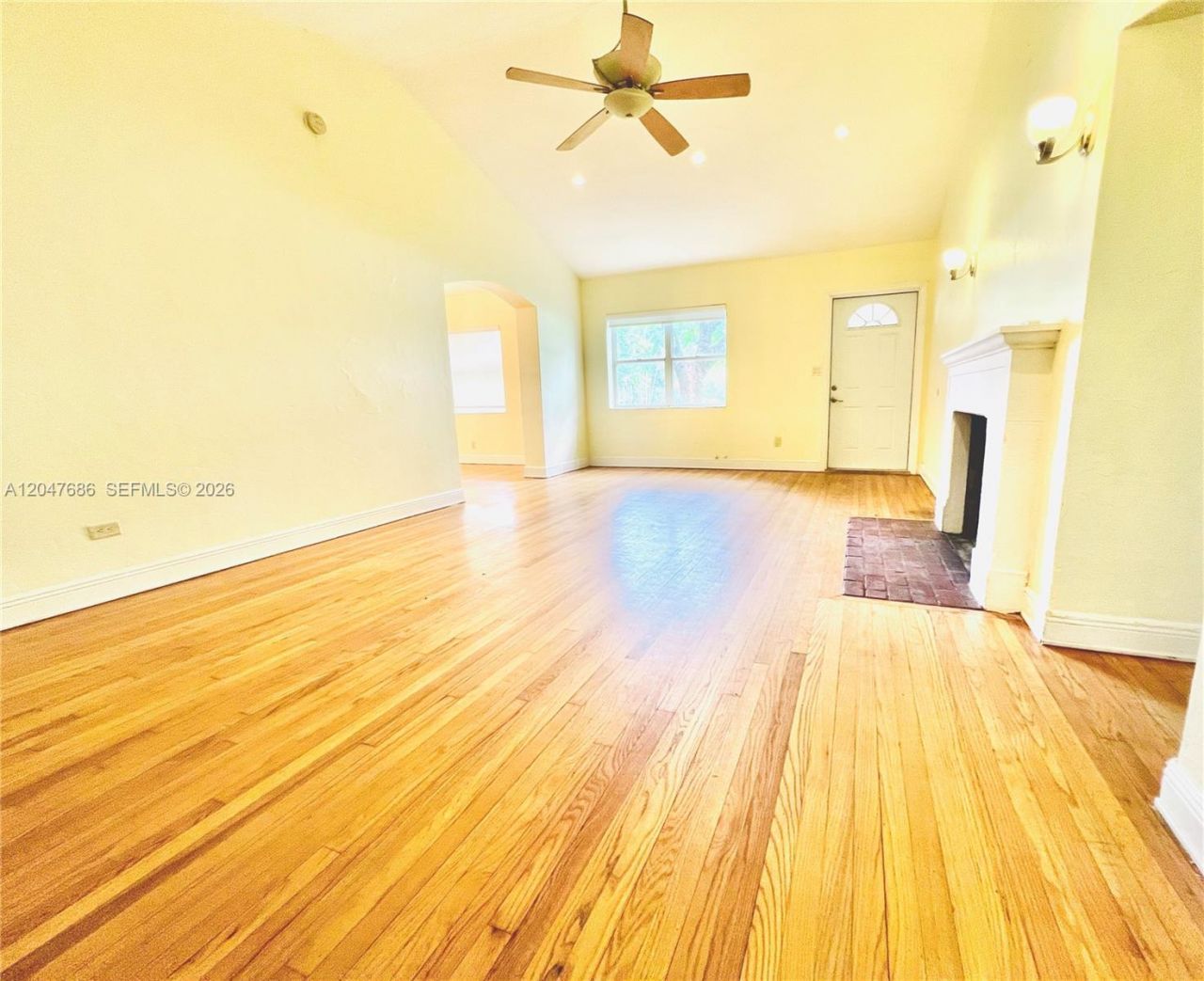 410 Pinecrest Dr , Unit 1, Miami Springs, FL 33166 Photo