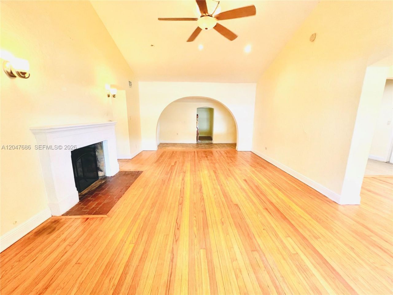 410 Pinecrest Dr , Unit 1, Miami Springs, FL 33166 Photo
