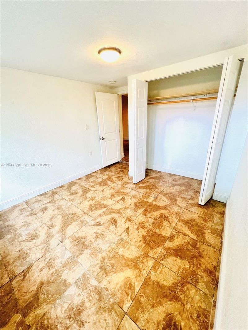 410 Pinecrest Dr , Unit 1, Miami Springs, FL 33166 Photo