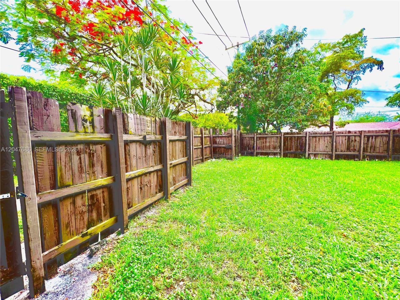 410 Pinecrest Dr , Unit 1, Miami Springs, FL 33166 Photo