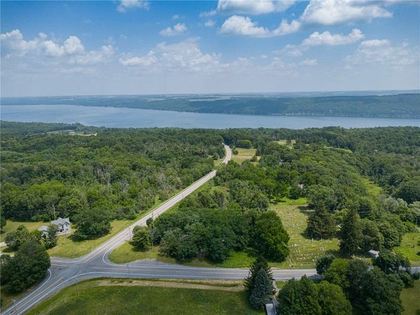 5285 County Road 16 , Canandaigua, NY 14424