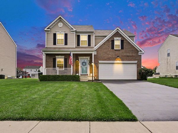 107 Lavender Hill Drive , Pataskala, OH 43062