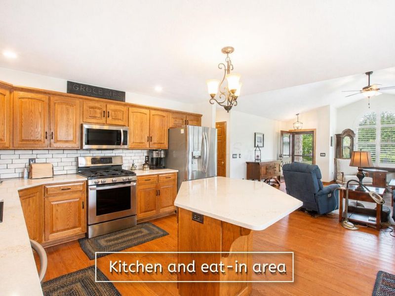 309 Ridgeway Drive, Howard, OH 43028 Photo 10