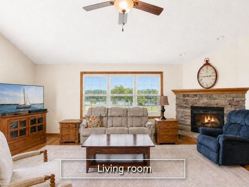 309 Ridgeway Drive, Howard, OH 43028 Photo 7