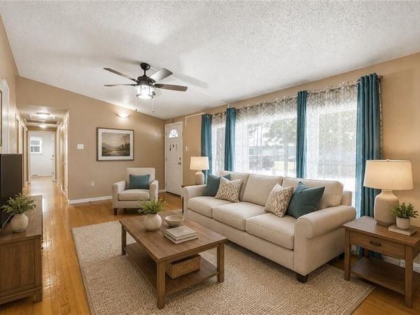 413 Sagebrush Lane, Belton, MO 64012