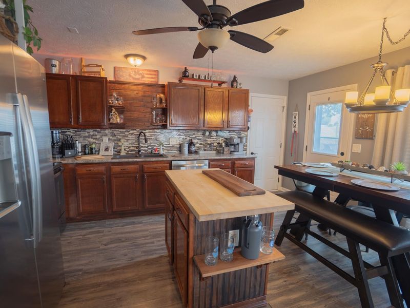 1816 Springwood Drive, Piqua, OH 45356 Photo 8
