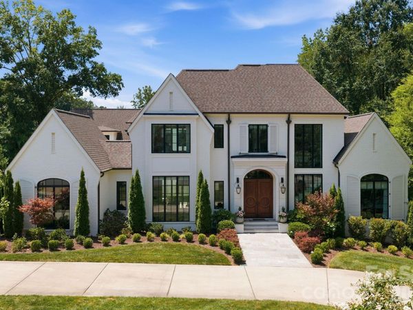 4420 Forest Hills Drive , Charlotte, NC 28226