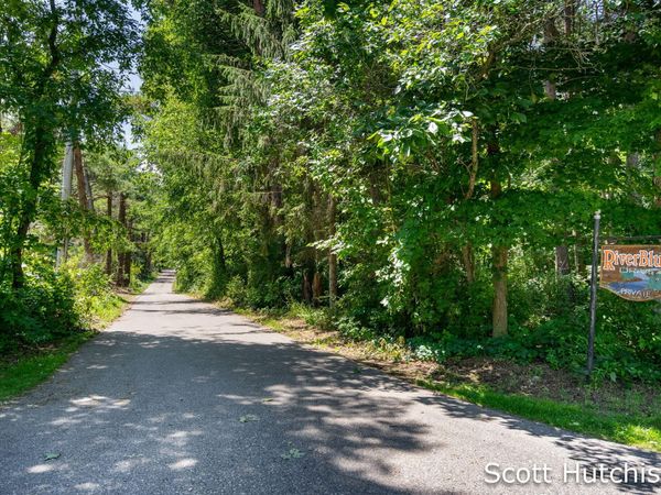 2710 12 Mile Road NE, Rockford, MI 49341