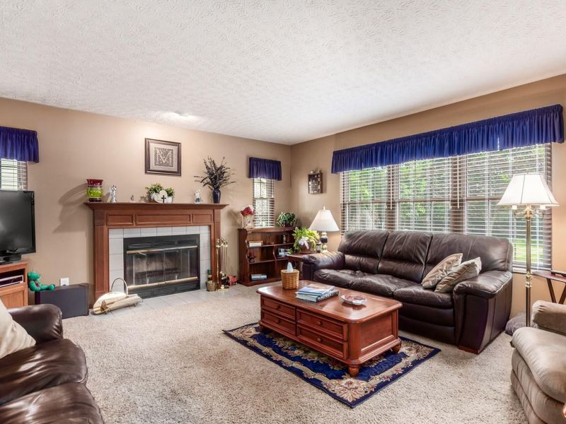 2920 Wynridge Drive, Grove City, OH 43123 Photo 10