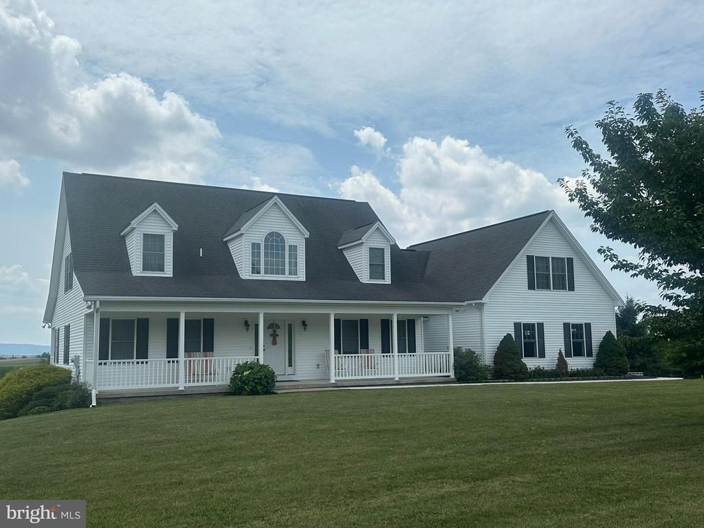 30 MINI DRIVE, HALIFAX, PA 17032