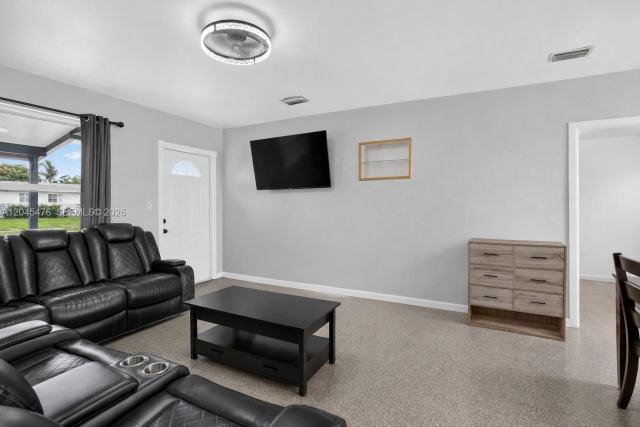 7331 Garfield St , Hollywood, FL 33024 Photo