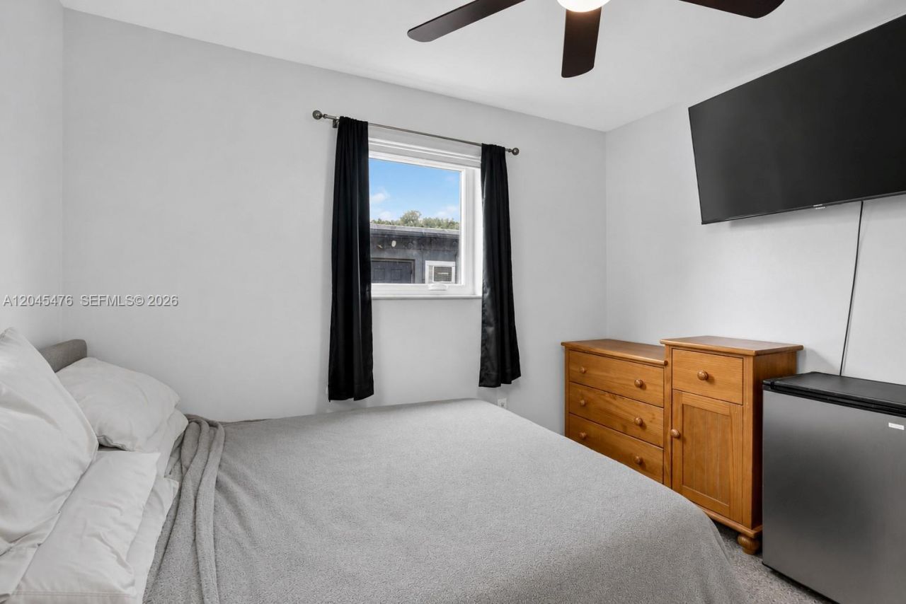 7331 Garfield St , Hollywood, FL 33024 Photo