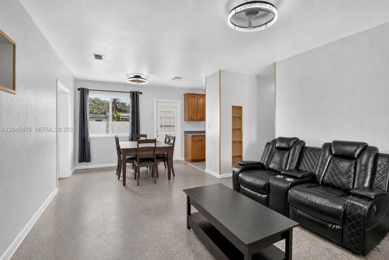 7331 Garfield St , Hollywood, FL 33024 Photo
