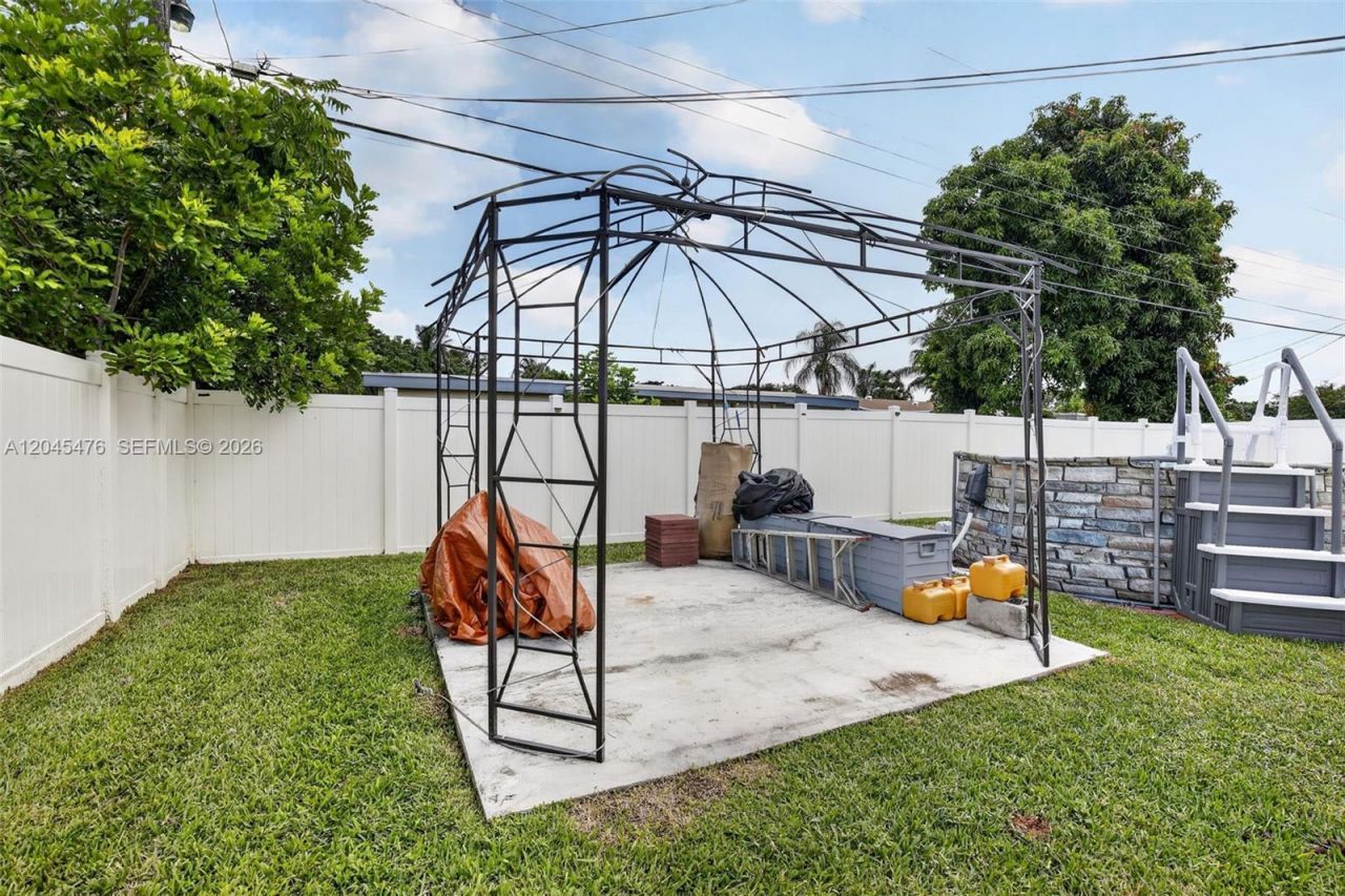 7331 Garfield St , Hollywood, FL 33024 Photo