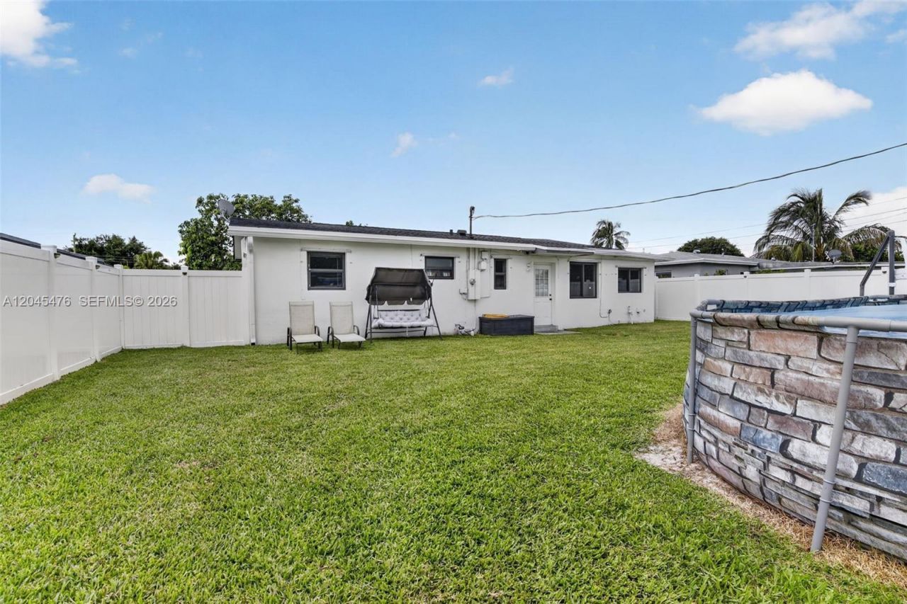 7331 Garfield St , Hollywood, FL 33024 Photo