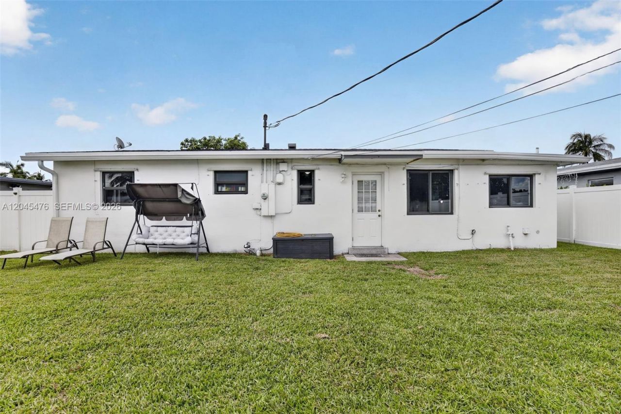 7331 Garfield St , Hollywood, FL 33024 Photo