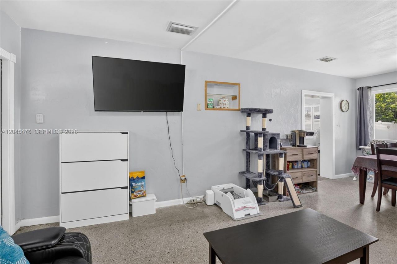 7331 Garfield St , Hollywood, FL 33024 Photo
