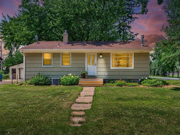 4857 Karen Place , White Bear Lake, MN 55110