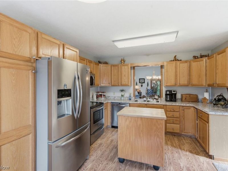 1451 Tripodi Circle, Niles, OH 44446 Photo 5