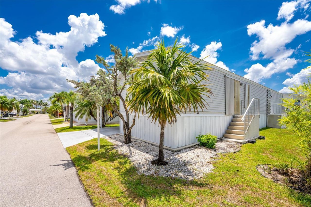 10 Holland Drive , Punta Gorda, FL 33950 Photo