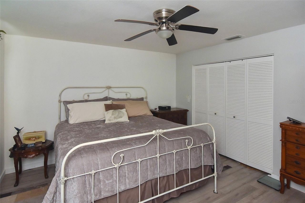 1527 Stewart Drive , Unit 115, Sarasota, FL 34232 Photo