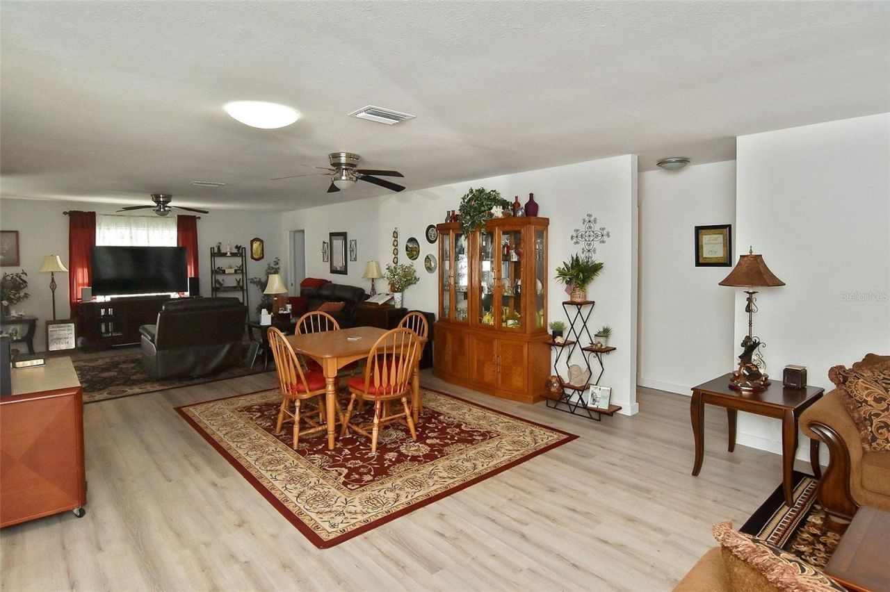 1527 Stewart Drive , Unit 115, Sarasota, FL 34232 Photo