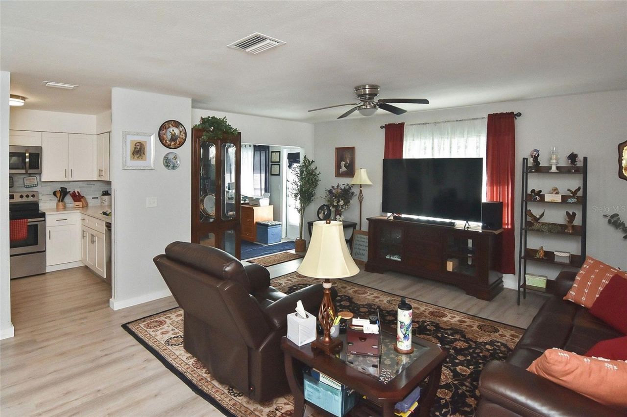 1527 Stewart Drive , Unit 115, Sarasota, FL 34232 Photo