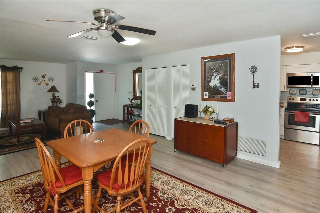 1527 Stewart Drive , Unit 115, Sarasota, FL 34232 Photo