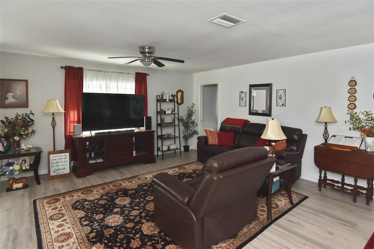 1527 Stewart Drive , Unit 115, Sarasota, FL 34232 Photo