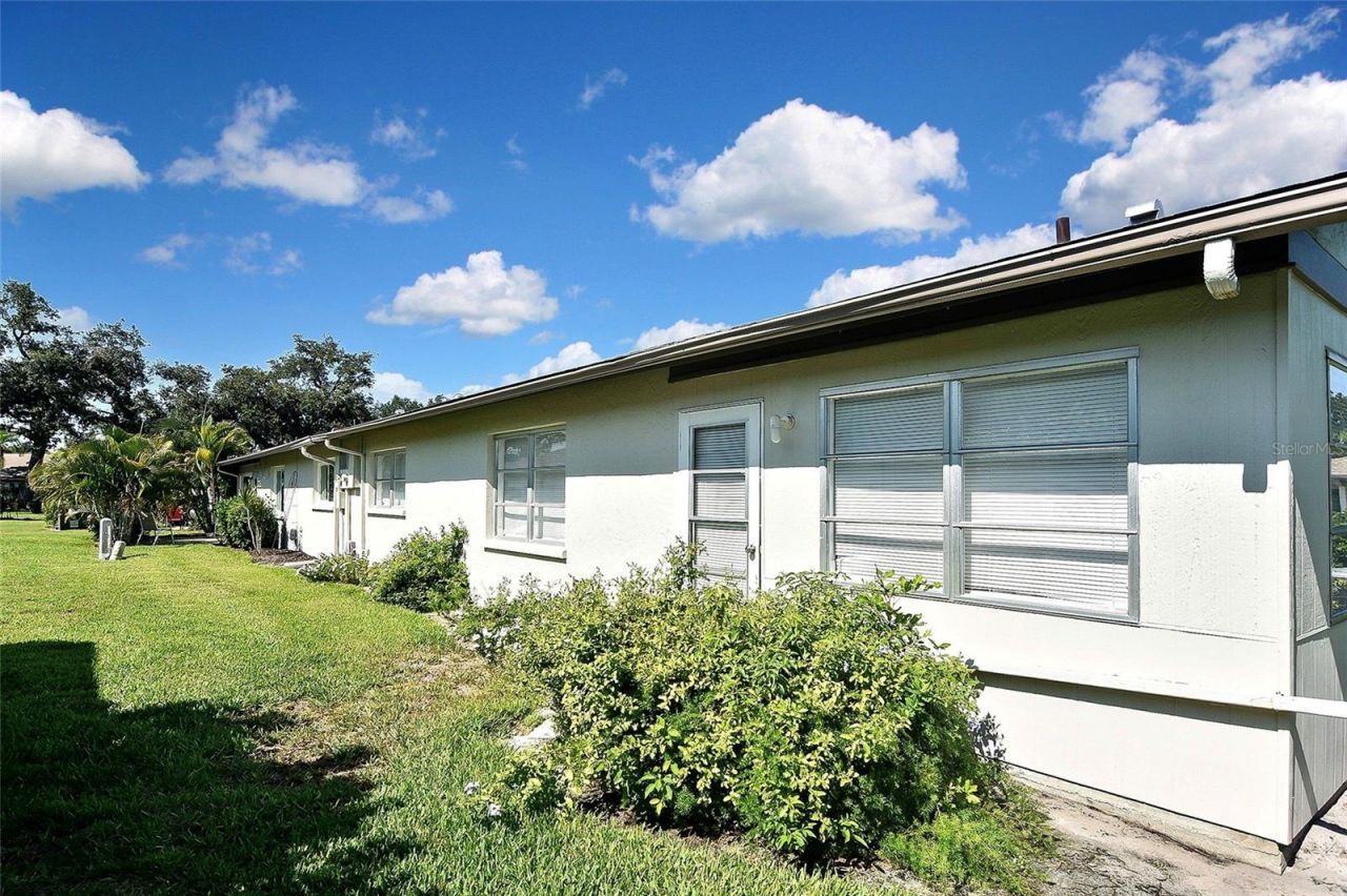 1527 Stewart Drive , Unit 115, Sarasota, FL 34232 Photo